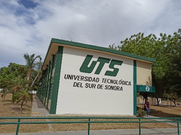 Instalación de nuevos puntos de Internet en Universidad Tecnológica del Sur de Sonora - UTS 